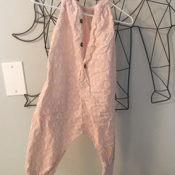 1+ In the Family romper - Picture 3 of 4